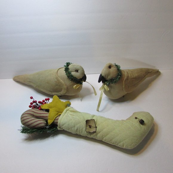 primitive looking Christmas decor 2 stuffed dove birds and filled stocking lot - Picture 1 of 11